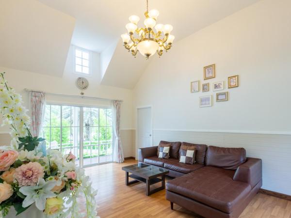 Sakarin Valley Resort : photo 5 de la chambre chambre familiale - côté piscine