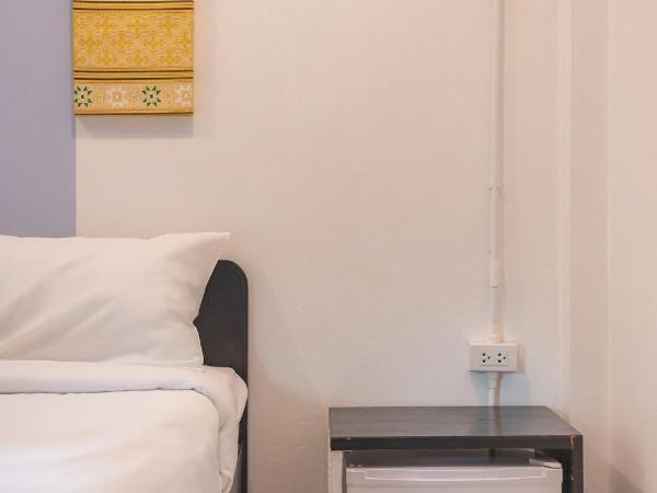 BEDGASM Hotel x Cafe Nimman : photo 5 de la chambre chambre standard lit queen-size