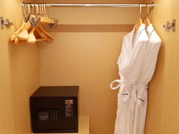 Sanya South China Hotel : photo 8 de la chambre chambre lit king-size Économique