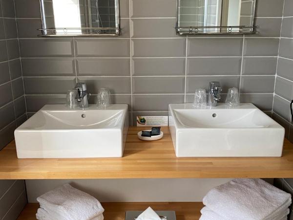 Villa Les Hydrangéas : photo 4 de la chambre suite familiale