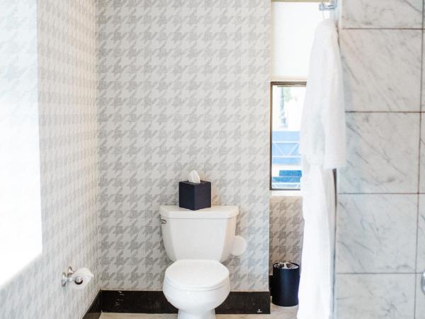 Dunhill Hotel : photo 3 de la chambre chambre lit king-size