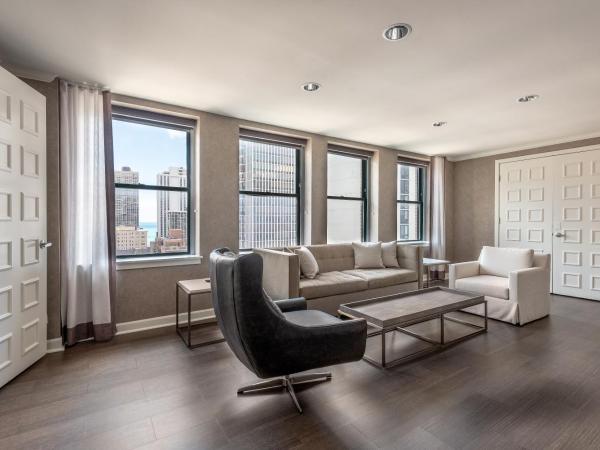 Claridge House : photo 4 de la chambre suite lit king-size