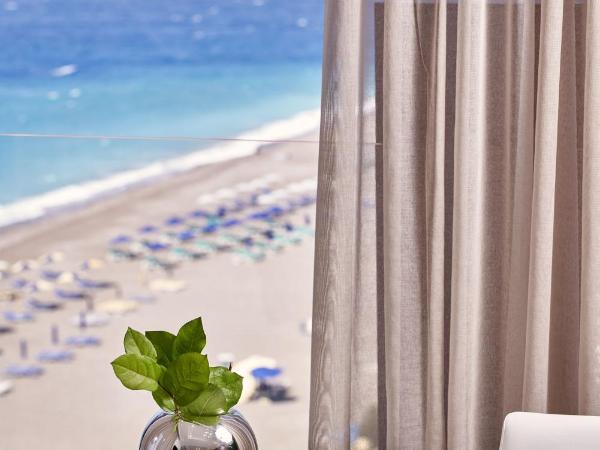 Bellevue On The Beach Suites : photo 3 de la chambre suite penthouse