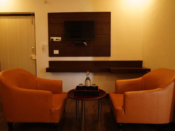 Suraksha Stay ITPL Hotel Banglore : photo 6 de la chambre chambre lit king-size deluxe