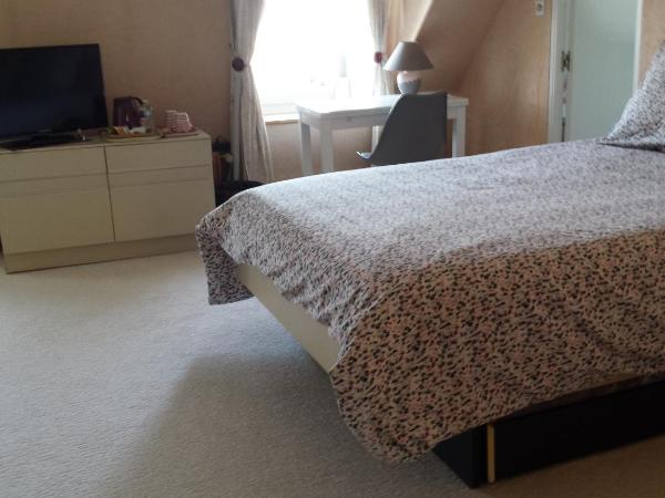 Chambres d'hôtes Olry : photo 1 de la chambre chambre double avec salle de bains privative