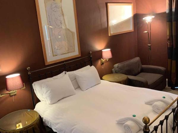 Southside Guest House : photo 3 de la chambre grande chambre double