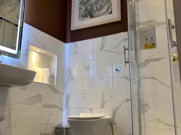 Southside Guest House : photo 5 de la chambre grande chambre double