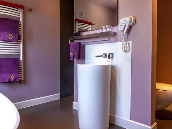 B&B Saint-Georges -Located in the city centre of Bruges- : photo 5 de la chambre chambre double deluxe avec baignoire