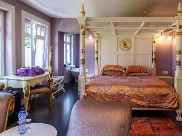 B&B Saint-Georges -Located in the city centre of Bruges- : photo 2 de la chambre chambre double deluxe avec baignoire