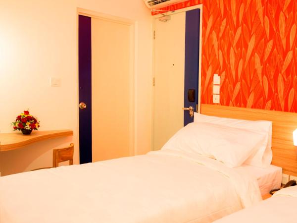 DeMira Hotel : photo 5 de la chambre chambre lit king-size supérieure