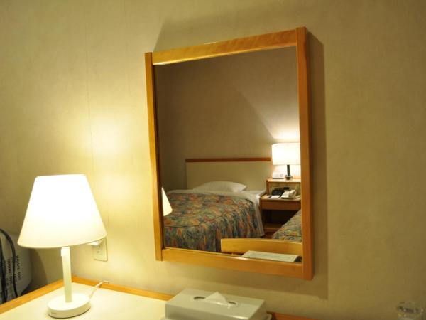 Hotel Sapporo Sun Plaza : photo 7 de la chambre chambre simple - fumeurs