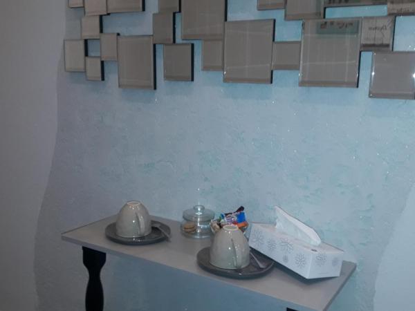 K&S Apartments : photo 4 de la chambre chambre double avec salle de bains privative extérieure