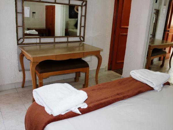 D'Cesar Hotel Acapulco : photo 2 de la chambre suite avec baignoire spa