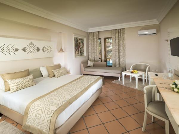 Palm Beach Palace Tozeur : photo 2 de la chambre chambre double - vue sur jardin