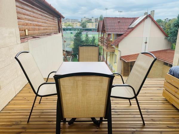 Egria Apartments : photo 10 de la chambre appartement avec balcon