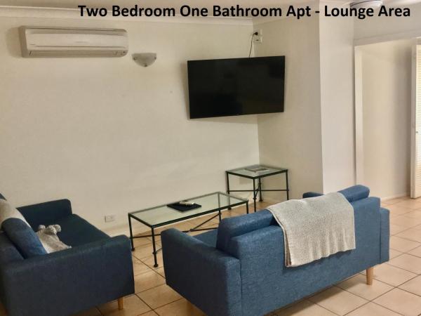 The Newport on Macrossan - Adults Only : photo 3 de la chambre appartement 2 chambres avec baignoire spa - 1 salle de bains