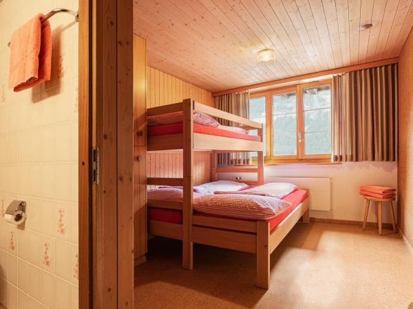 Lehmann's Herberge Hostel : photo 8 de la chambre chambre triple avec douche