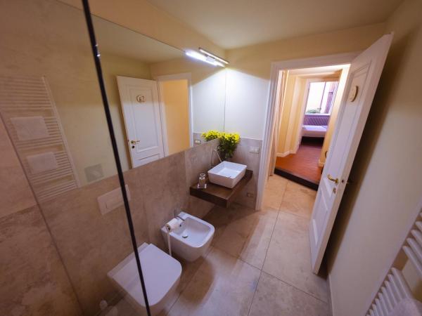 Foresteria Bergamo Bella B&B : photo 8 de la chambre chambre quadruple confort