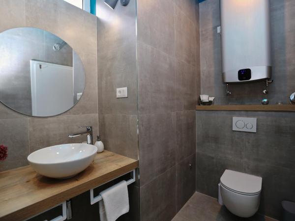 Riva Luxury Rooms : photo 8 de la chambre chambre deluxe double ou lits jumeaux