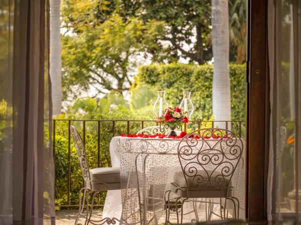 Las Mañanitas : photo 4 de la chambre suite avec terrasse et vue sur jardin