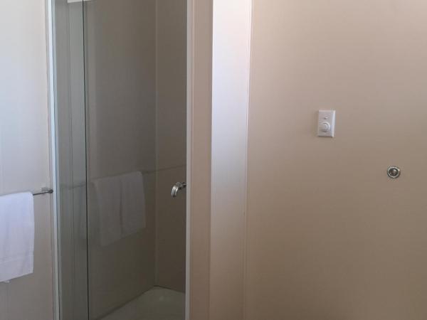 Hawea Hotel : photo 2 de la chambre chambre d’hôtel studio standard avec salle de bains privative - vue sur lac