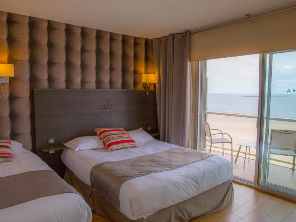 Arc Hôtel Sur Mer : photo 3 de la chambre chambre triple avec balcon - vue sur mer