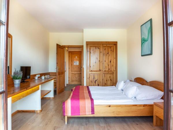 Petneházy Aparthotel : photo 3 de la chambre chambre double standard