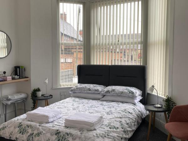 Be My Guest Liverpool : photo 1 de la chambre chambre double avec salle de bains privative