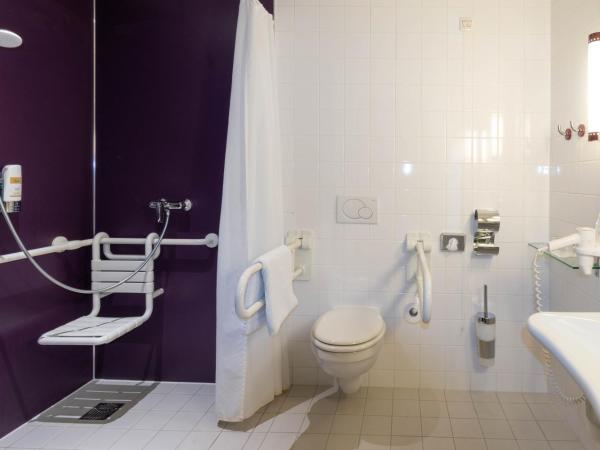 Star G Hotel München Schwabing : photo 4 de la chambre chambre lit queen-size - accessible aux personnes à mobilité réduite