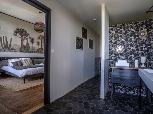 Le Château des Forges : photo 2 de la chambre chambre double ou lits jumeaux - accessible aux personnes à mobilité réduite