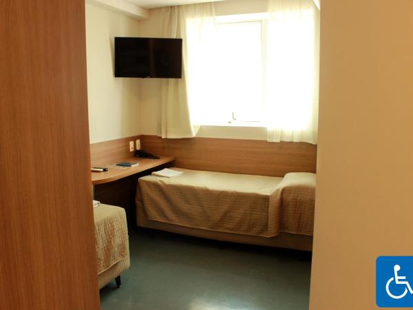 Total Hotel : photo 7 de la chambre chambre double - accessible aux personnes à mobilité réduite