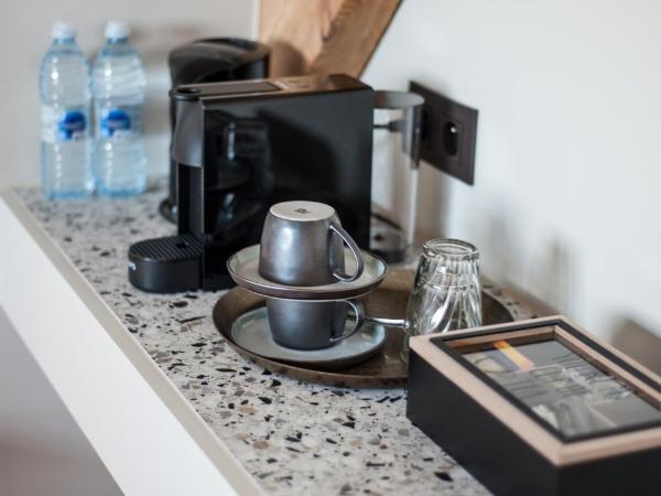 B'Guest Sleep & Retreat : photo 2 de la chambre chambre lit king-size - vue sur jardin