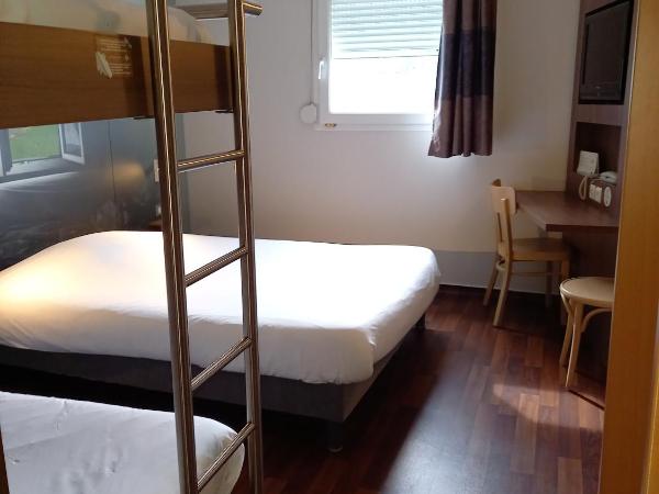 B&B HOTEL Saint-Etienne Monthieu : photo 3 de la chambre chambre familiale (2 adultes et 2 enfants)