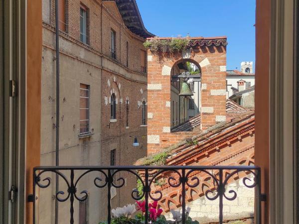 B&B ai Musei : photo 5 de la chambre chambre lits jumeaux supérieure - vue sur ville