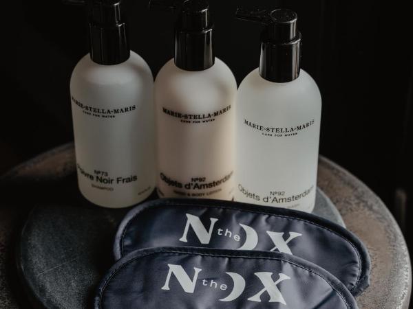 The Nox Hotel : photo 10 de la chambre petite chambre double