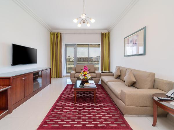 Star Metro Deira Hotel Apartments : photo 6 de la chambre appartement 1 chambre lits jumeaux