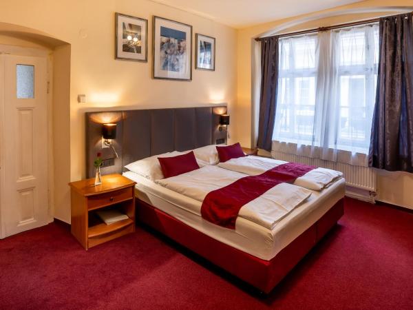 Pension U Lilie : photo 5 de la chambre chambre triple standard