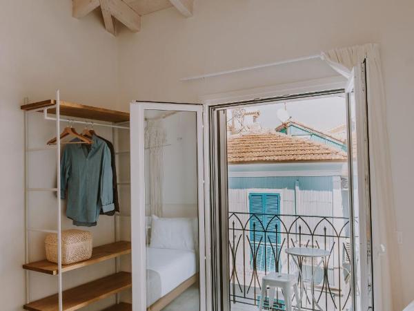 ERIEL Boutique Apartments : photo 2 de la chambre studio avec balcon