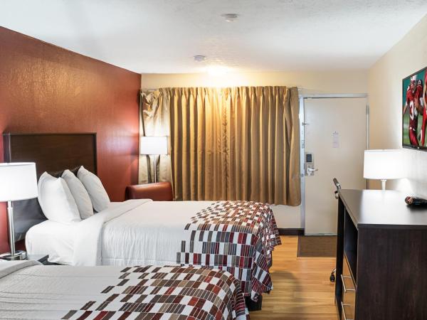 Red Roof Inn Indianapolis East : photo 3 de la chambre chambre double deluxe avec 2 lits doubles - non-fumeurs