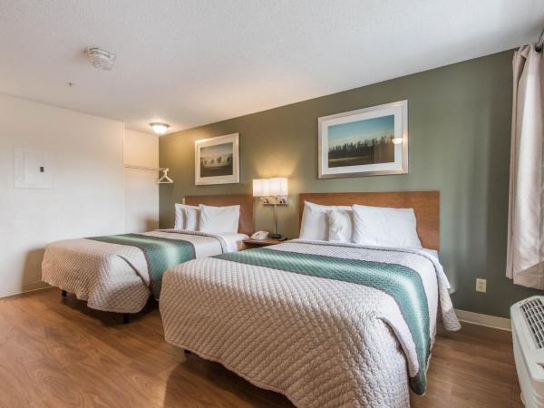 HomeTowne Studios by Red Roof Fort Lauderdale : photo 1 de la chambre studio avec 2 lits queen-size - non-fumeurs