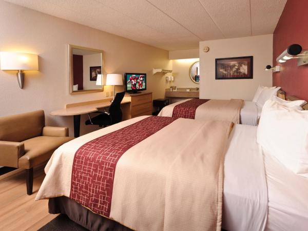 Red Roof Inn Louisville East - Hurstbourne : photo 2 de la chambre chambre standard avec 2 lits doubles - non-fumeurs