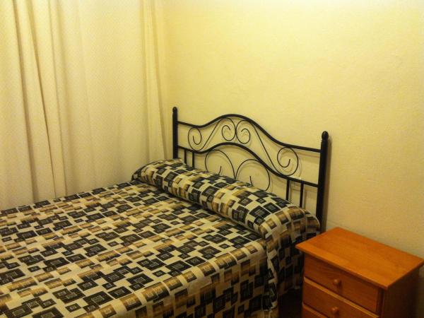 Pension La Milagrosa : photo 4 de la chambre chambre lits jumeaux basique avec lits superposés sans climatisation