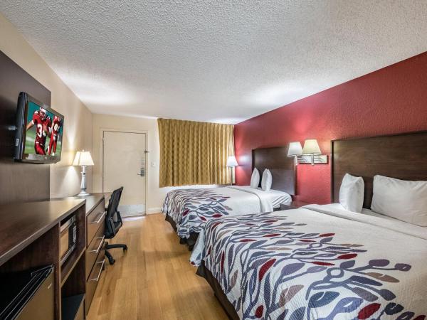 Red Roof Inn Orlando South - Florida Mall : photo 3 de la chambre chambre double de luxe avec 2 lits doubles - non-fumeurs