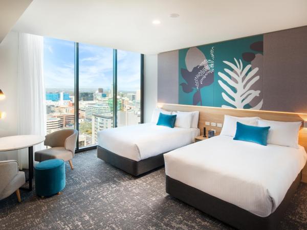 Crowne Plaza Adelaide, an IHG Hotel : photo 5 de la chambre chambre double standard avec 2 lits doubles