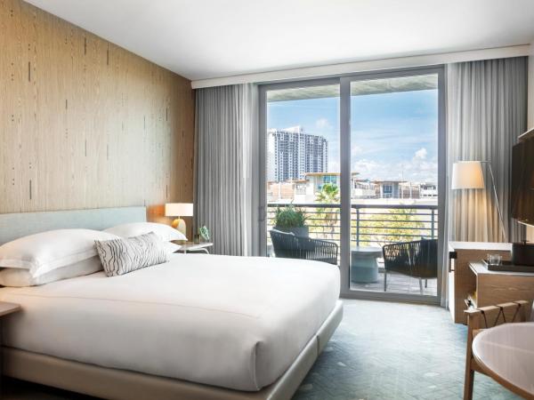 Kimpton - Hotel Palomar South Beach, an IHG Hotel : photo 1 de la chambre king premium terrace
