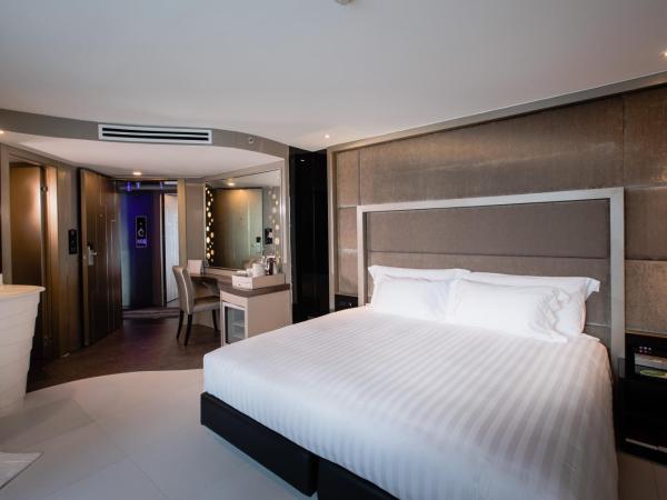 Centara Azure Hotel Pattaya : photo 2 de la chambre chambre lit king-size deluxe