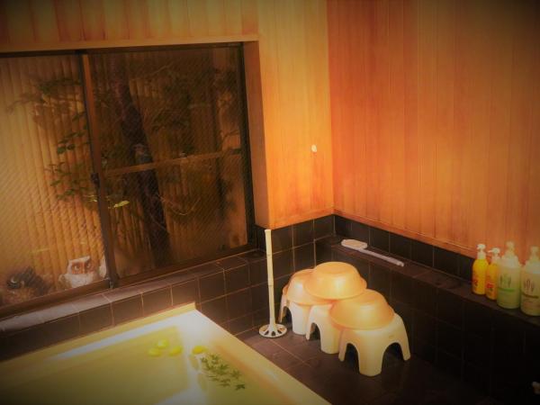 Ryokan Shimizu : photo 4 de la chambre chambre simple avec salle de bains privative - non-fumeurs