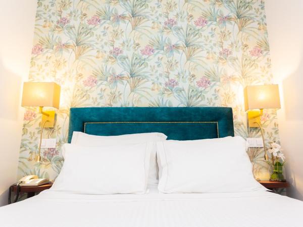 Castelo Santa Catarina : photo 6 de la chambre chambre double/lits jumeaux - jardin