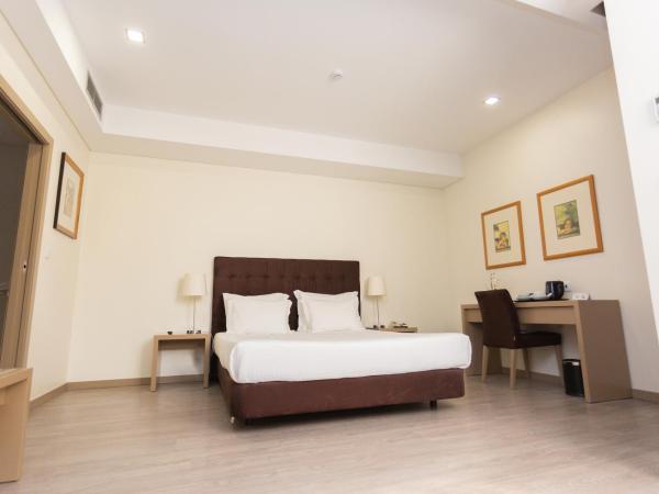 Castelo Santa Catarina : photo 3 de la chambre chambre double/lits jumeaux - jardin