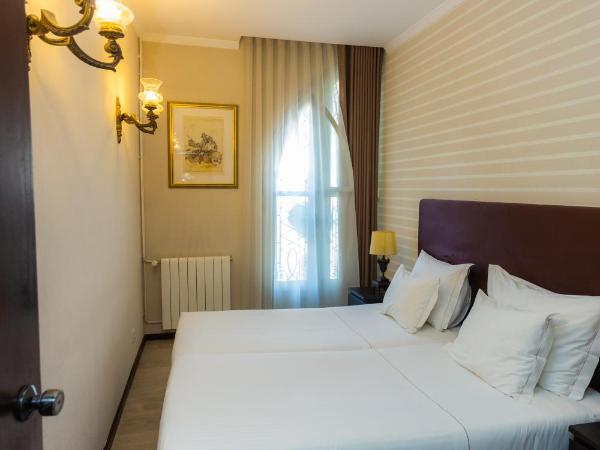 Castelo Santa Catarina : photo 2 de la chambre suite familiale (4 adultes)